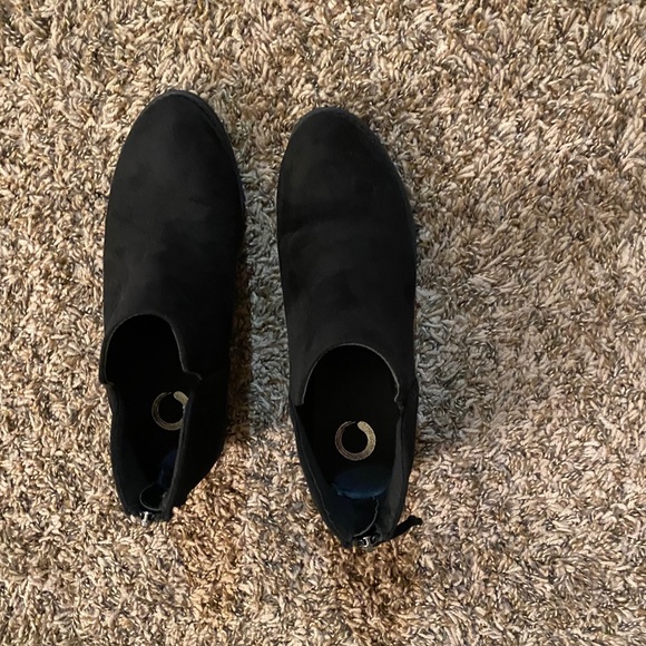 Booties - Picture 3 of 3